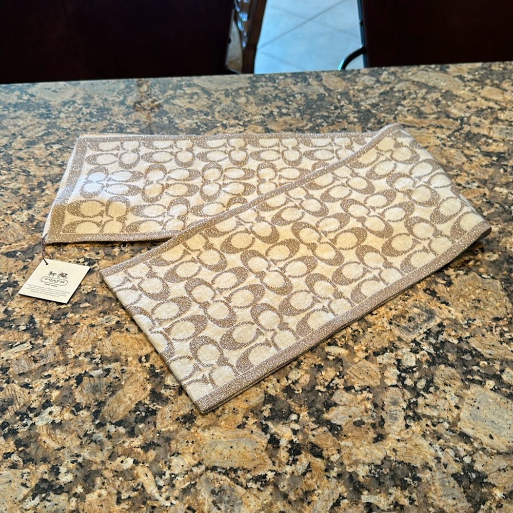 NWT Authentic coach scarf